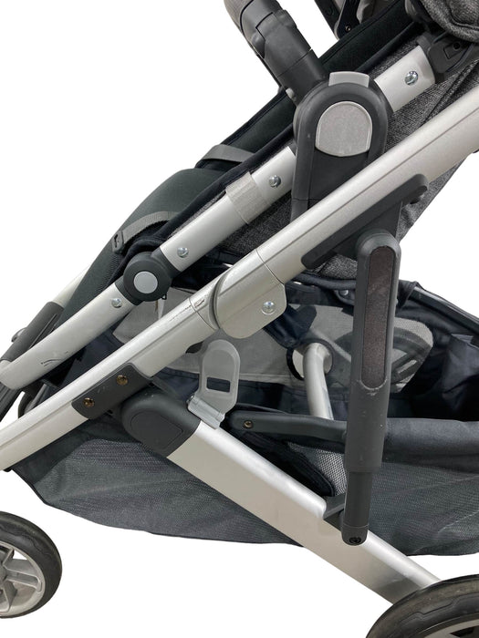 used UPPAbaby CRUZ V2 Stroller