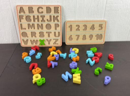 secondhand BUNDLE Wooden Puzzles