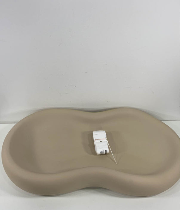 Shop Keekaroo Peanut Changing Pad, Vanilla at GoodBuy Gear