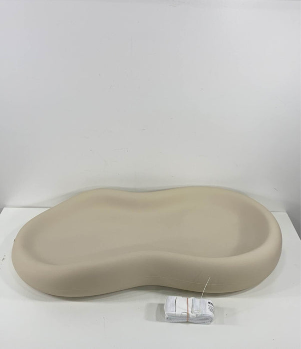 Shop Keekaroo Peanut Changing Pad, Vanilla at GoodBuy Gear