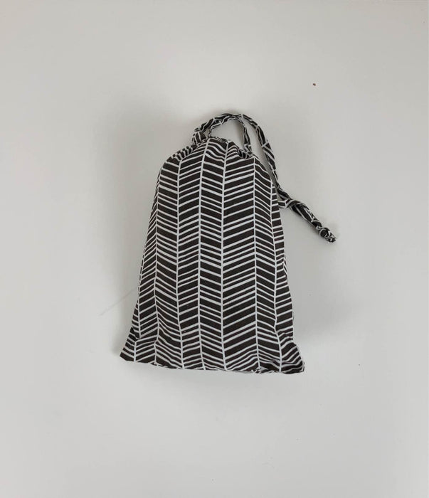 Shop Kids N’ Such Nursing Cover With Sewn In Burp Cloth at GoodBuy Gear
