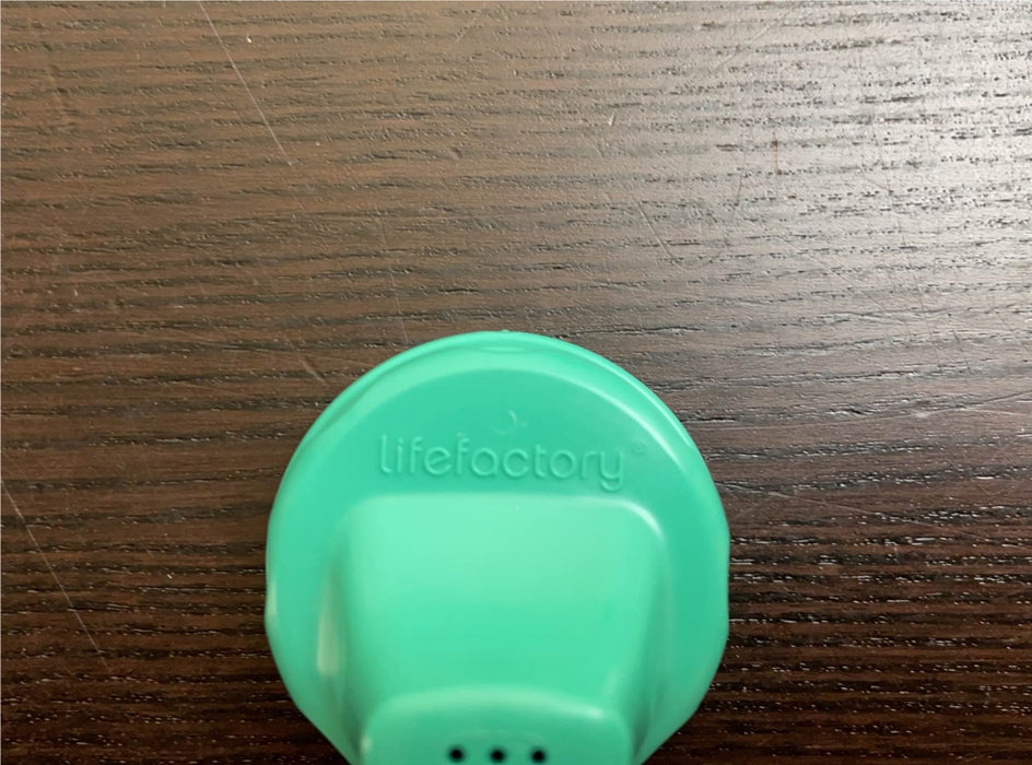 Shop Lifefactory Sippy Cap Set at GoodBuy Gear