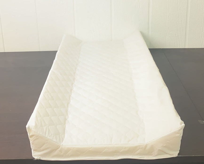 Shop Summer Infant Contoured Changing Pad at GoodBuy Gear