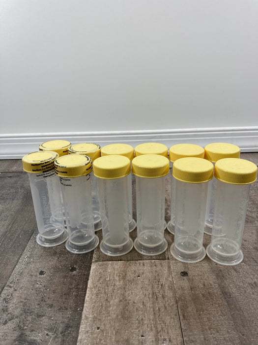 used Medela Breast Milk Collection and Storage Bottles with Solid Lids -12 Pack, 2.7 oz