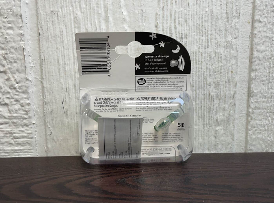 secondhand Tommee Tippee Night Time Orthodontic Pacifier