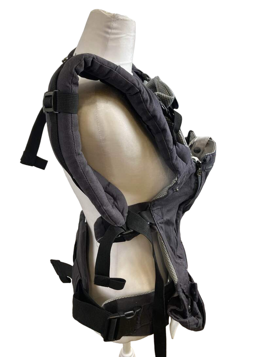 Shop Lillebaby Complete All Seasons Baby Carrier, Charcoal at GoodBuy Gear