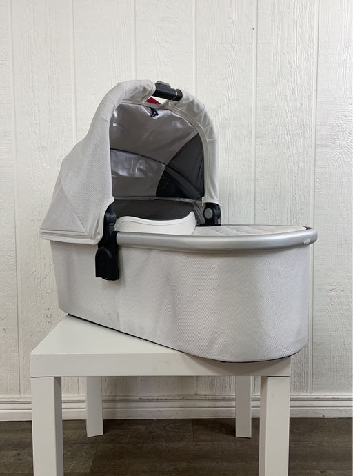 used UPPAbaby Bassinet, Loic (White), 2018