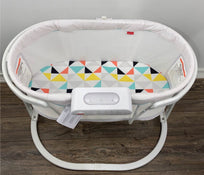 used Fisher Price Soothing Motions Bassinet