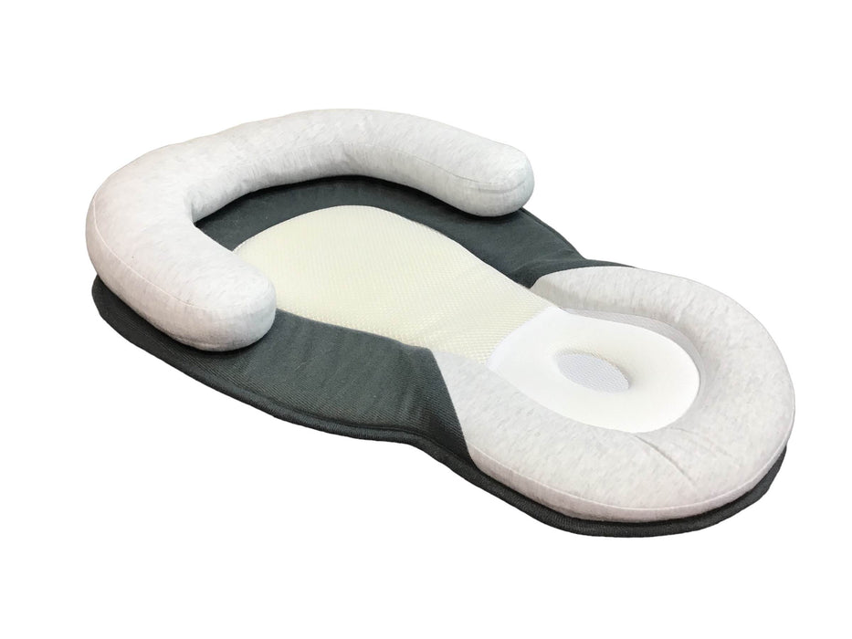 secondhand Babymoov Cosydream Newborn Lounger