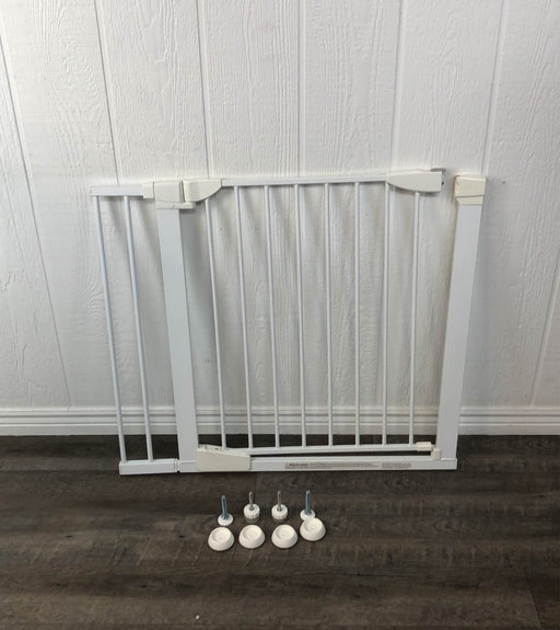 used Munchkin Auto Close Metal Baby Gate