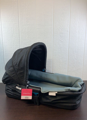 Urban glide outlet bassinet