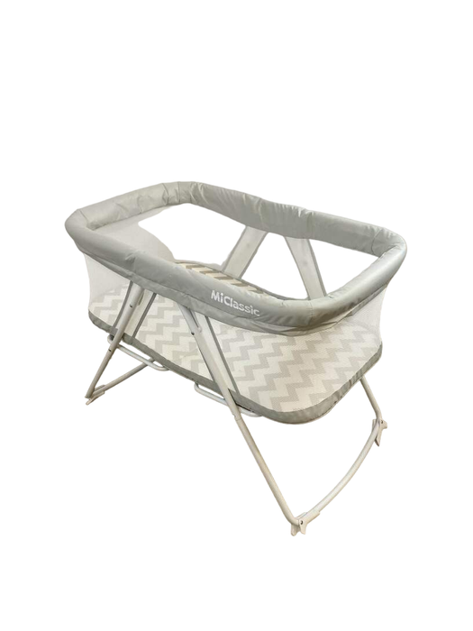 used MiClassic Rocking Bassinet One-second Fold Travel Crib