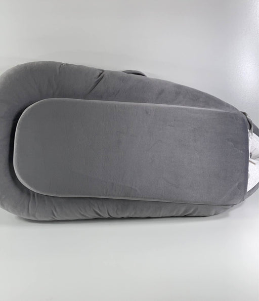 secondhand Newborn Lounger