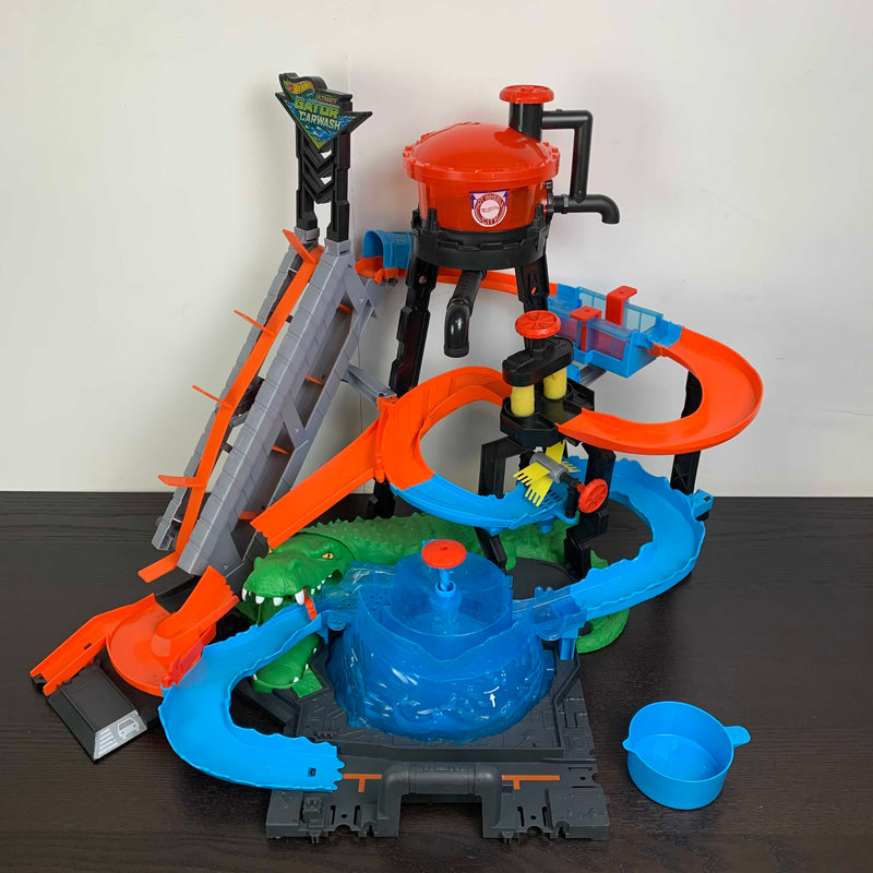 Hot Wheels Ultimate Gator Car Wash