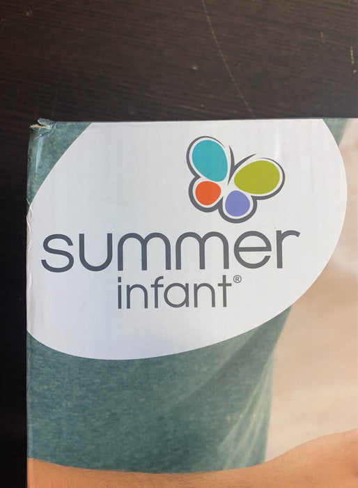 Shop Summer Infant Extra Large Deluxe Baby Bather, Triangle Stripes at GoodBuy Gear