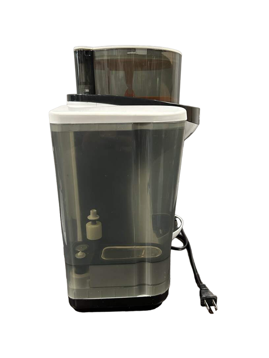 Shop Baby Brezza Formula Pro, White at GoodBuy Gear