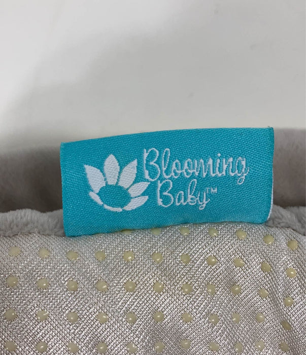 Shop Blooming Bath Baby Bath Lotus, White-Yellow at GoodBuy Gear