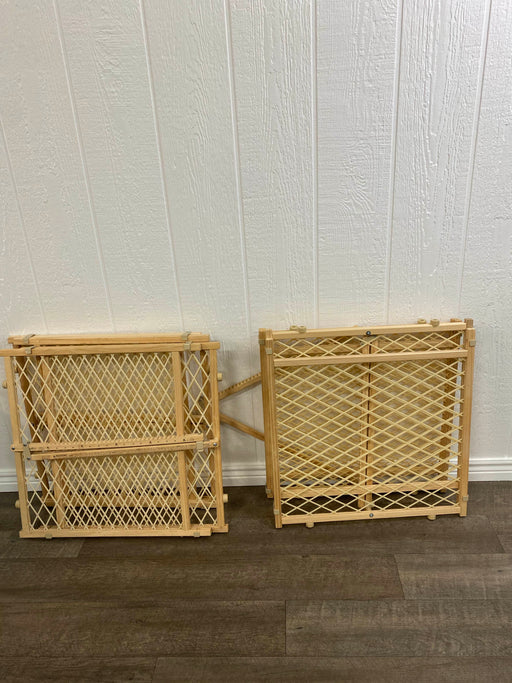 used Evenflo Position And Lock Tall Pressure Mount Wood Gate