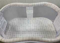 secondhand Halo BassiNest Swivel Sleeper, Premiere Series