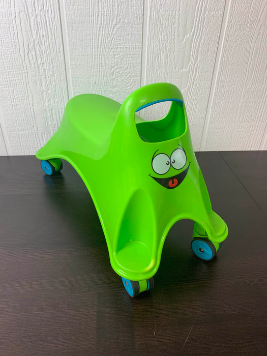 used Eezy Peezy Whirlee Walker/Ride-On