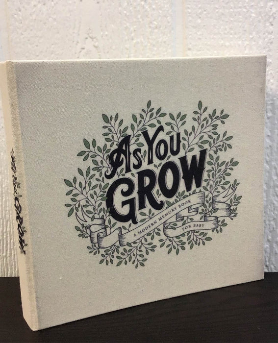 used As You Grow: A Modern Memory Book for Baby Korie Herold