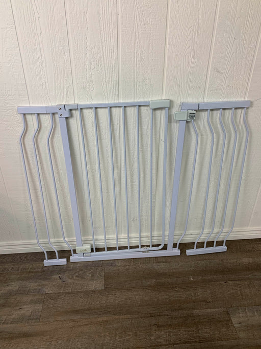 used Summer Infant Multi-Use Walk Through Gate
