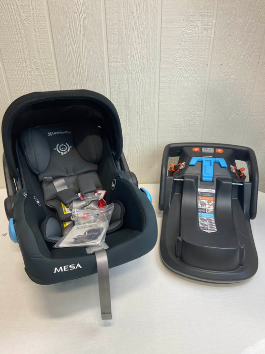 used UPPAbaby MESA Infant Car Seat, 2018, Jake, With Base