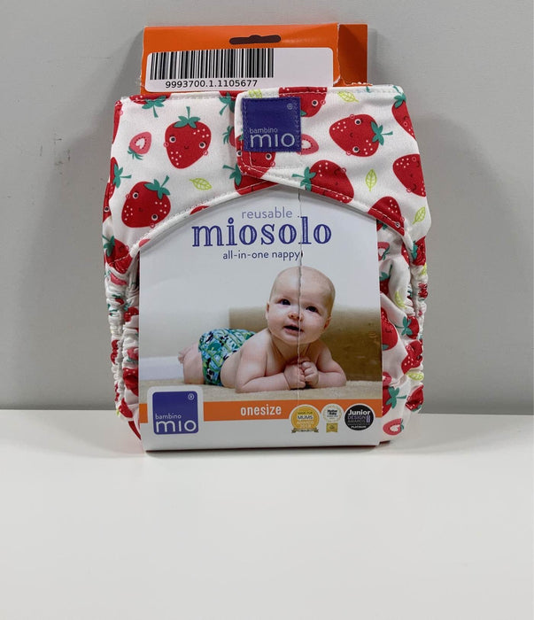 used Bambino Mio MioSolo Nappy, /Strawberries