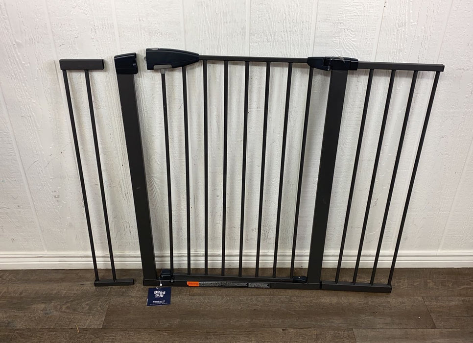 used Munchkin Easy Close XL Metal Wide Baby Gate