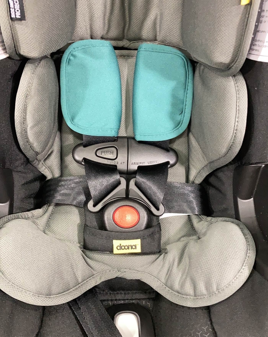 Doona Infant Car Seat & Stroller Combo, 2022, Racing Green