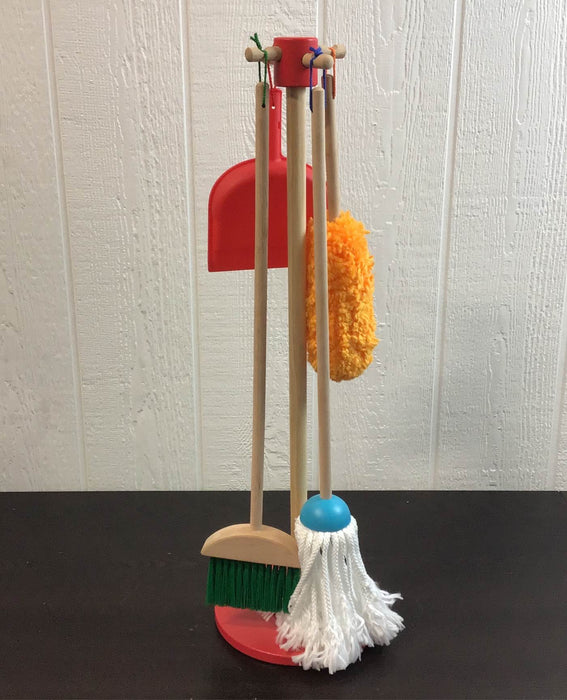 secondhand Melissa & Doug Let’s Play House! Dust! Sweep! Mop!