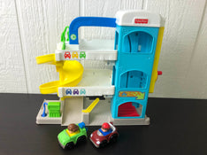 used Fisher Price Little People Helpful Neighbors Wheelie Garage
