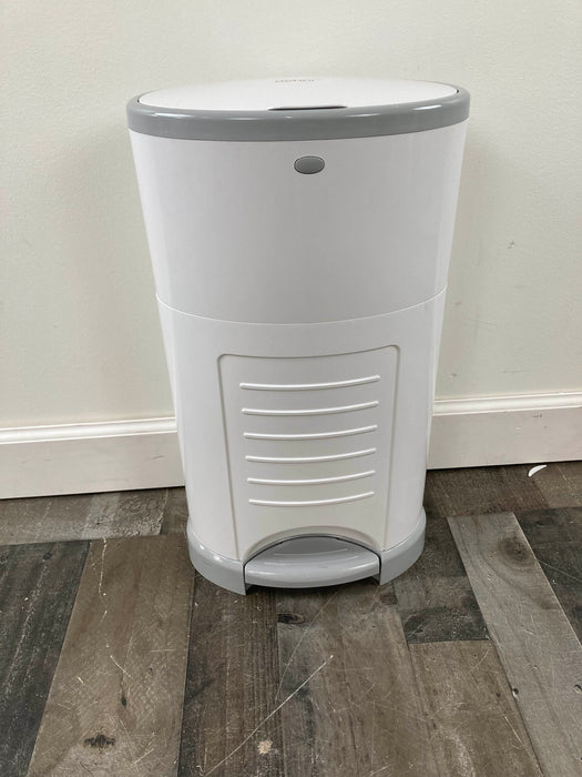 Shop Diaper Dekor Classic Diaper Pail, White at GoodBuy Gear