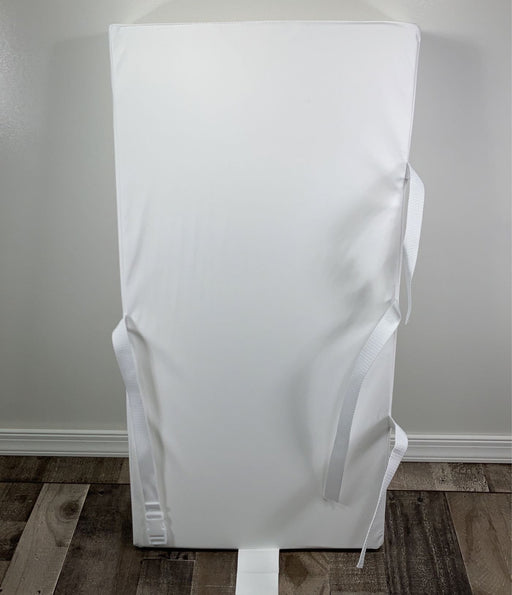 secondhand Moonlight Slumber Little Dreamer Contoured Changing Pad