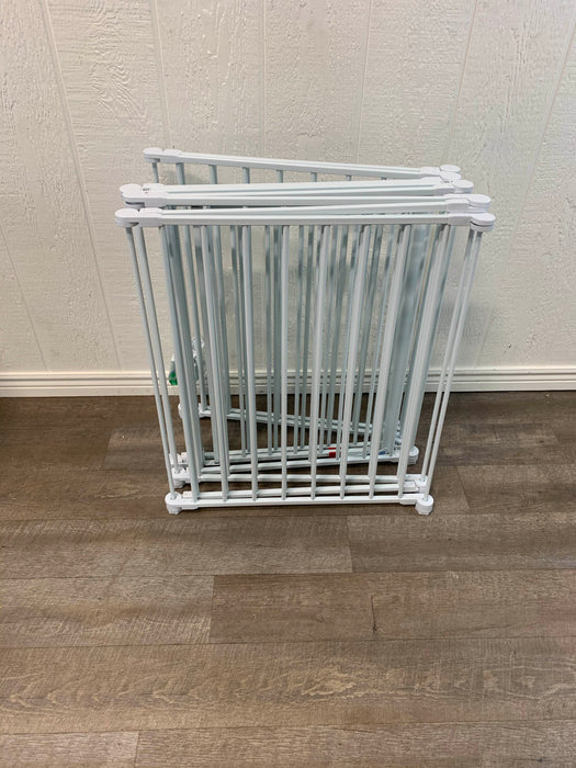 secondhand Regalo Super Wide Baby Gate And Play Yard