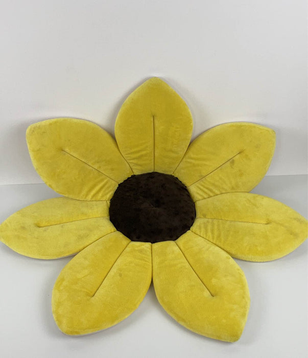 Shop Blooming Bath Baby Bath, Canary Yellow at GoodBuy Gear