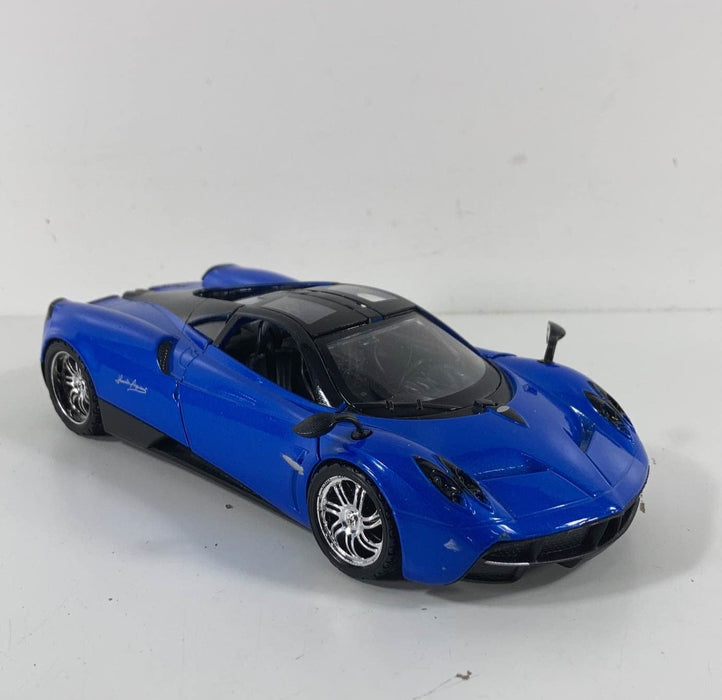 used Motormax Pagani Huayra 1/18 Diecast Car Model