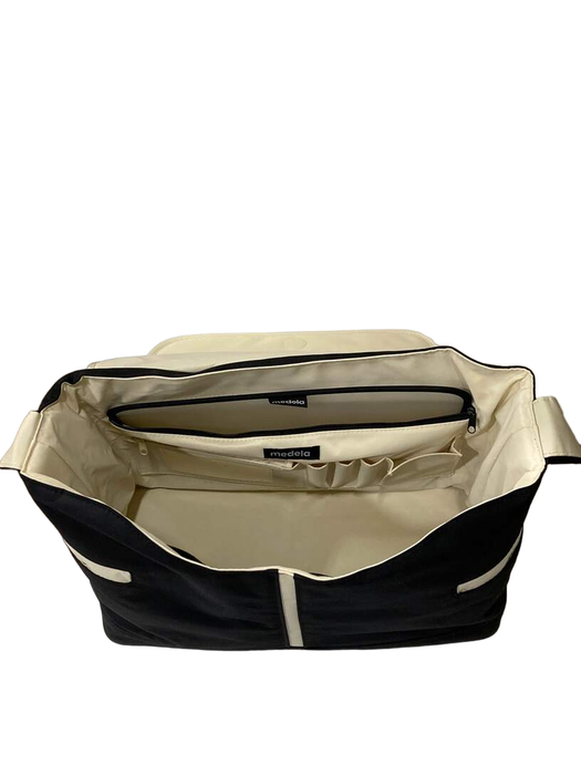 Shop Medela Pump In Style Advanced Breast Pump with Metro Bag at GoodBuy Gear