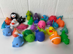 used BUNDLE Bath Toys