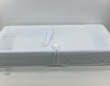 secondhand Summer Infant 4-Sided Changing Pad
