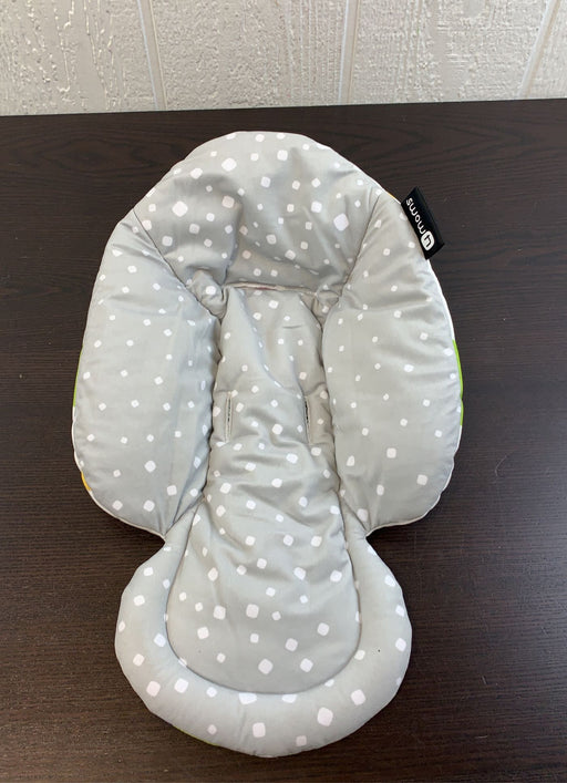 used 4moms Reversible Newborn Insert