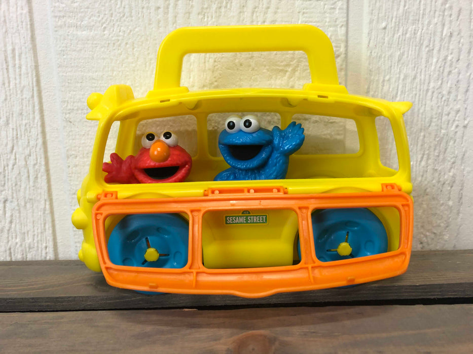 Shop Sesame Street Elmo On The Go Case at GoodBuy Gear