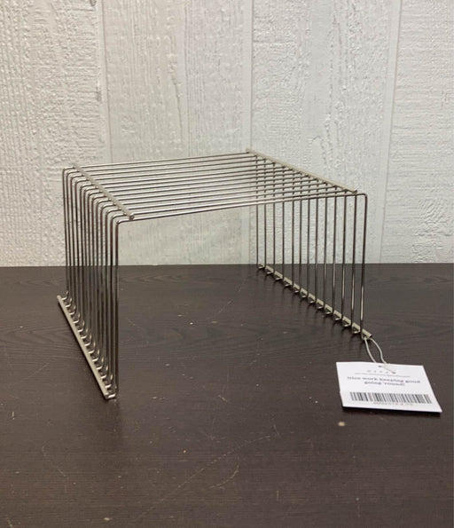 used Metal Wire Puzzle Rack