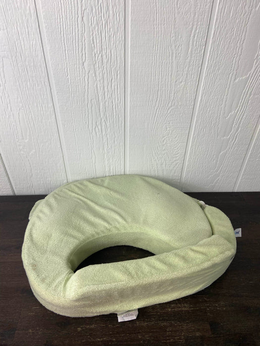 used My Brest Friend Nursing Pillow