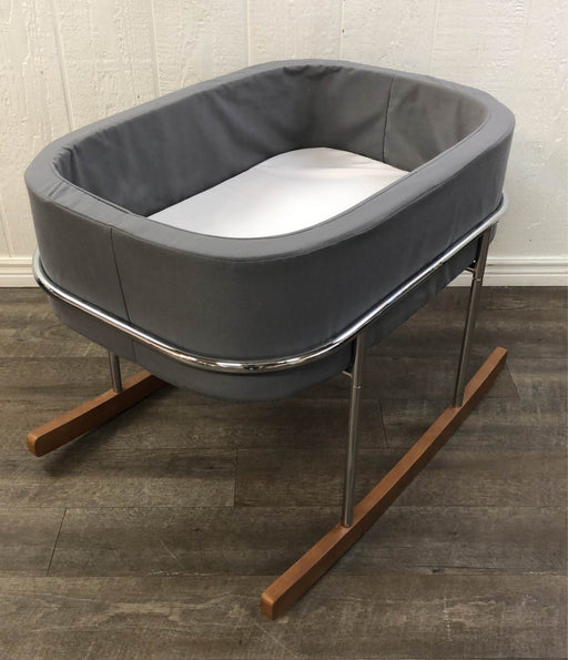 used Wonderfold Baby Bassinet Cradle