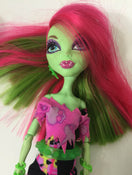 BUNDLE Dolls - Monster High