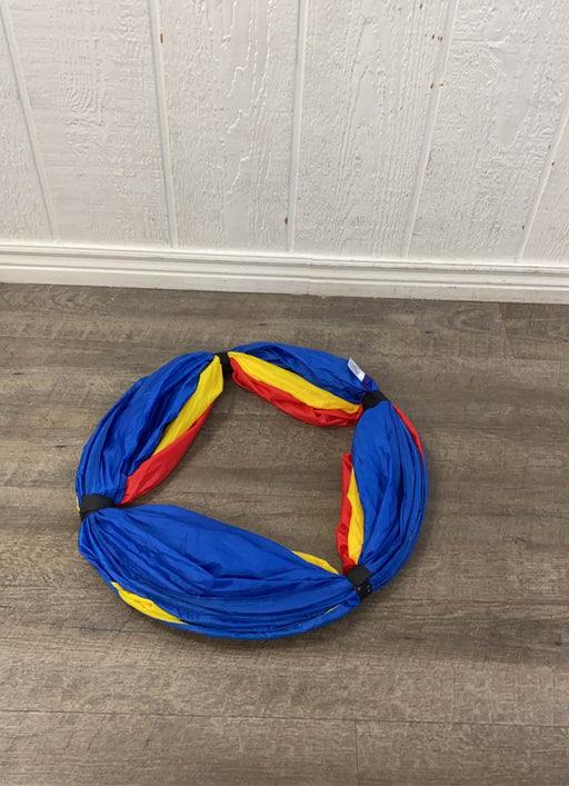 secondhand Spark. Create. Imagine Pop-Up Play Tunnel