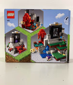 used LEGO Minecraft Set