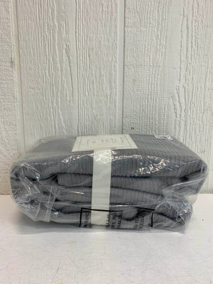 Pottery Barn Kids Crib Skirt Matelasse Gray