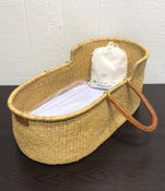 used Design Dua Natural Bilia Bassinet, With Bedding